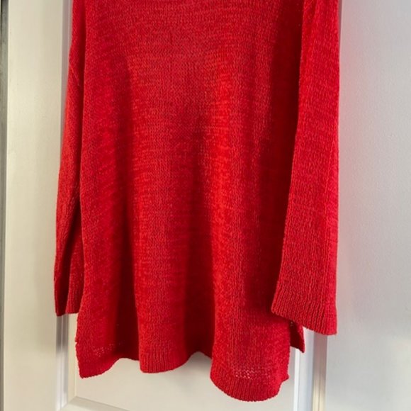 Joseph A Open Knit V-Neck Women's Sweater, Medium - Picture 4 of 4